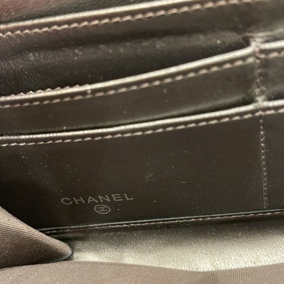 Chanel Women's Gold Wallet-purses - Picture 15 of 17
